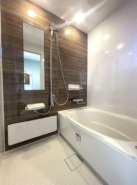 千歳市清流5丁目の浴室