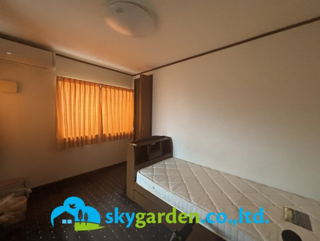 平塚市真田4丁目　中古戸建の洋室