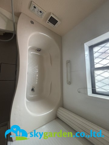 平塚市真田4丁目　中古戸建の浴室