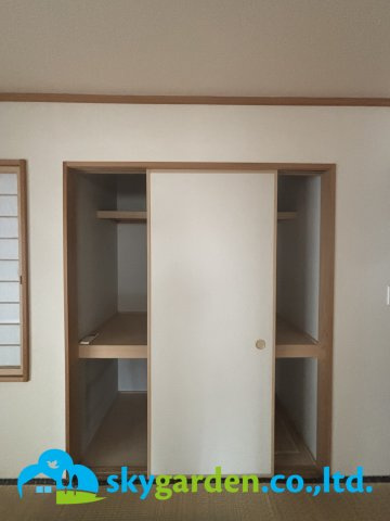 平塚市真田4丁目　中古戸建の収納