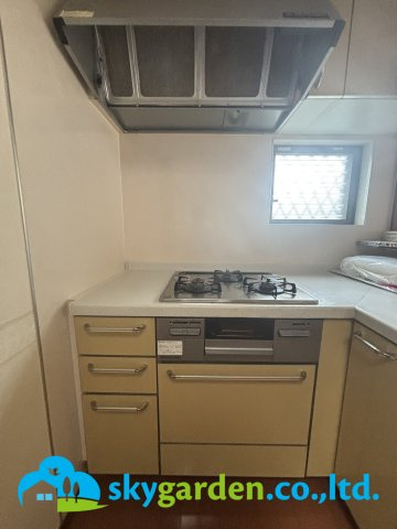 平塚市真田4丁目　中古戸建のキッチン