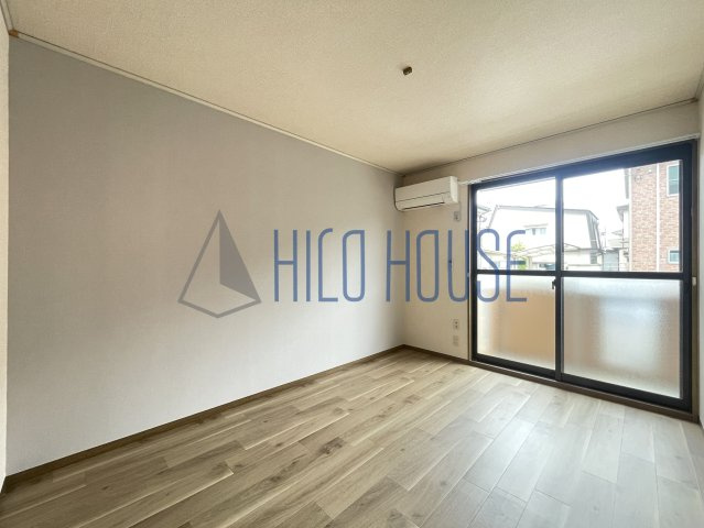 リッツハウスAの居間・リビング