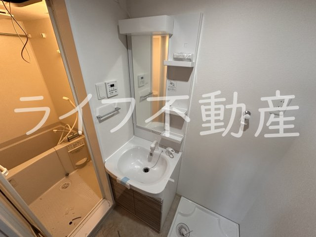 F asecia cerの独立洗面台|独立洗面化粧台付き