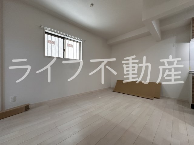 F asecia cerの居間・リビング|ゆったり過ごせるリビングです