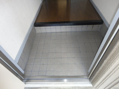 【玄関】 | エレガントレーベンＡ棟 | 玄関