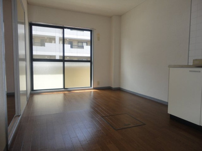 【居間・リビング】 | エレガントレーベンＡ棟 | ダイニング