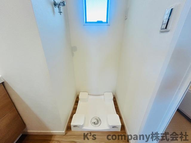 ◎茅ヶ崎市小和田１丁目　新築戸建　B号棟のランドリースペース|洗濯機スペース◇