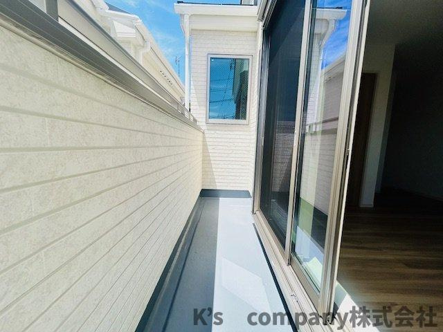 ◎茅ヶ崎市小和田１丁目　新築戸建　B号棟のバルコニー|バルコニー☆開放感があります◇