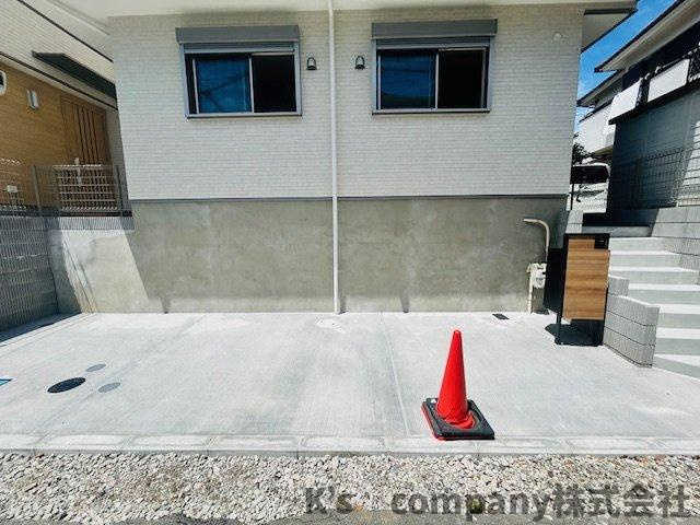 ◎茅ヶ崎市小和田１丁目　新築戸建　B号棟の駐車場|駐車スペース◇