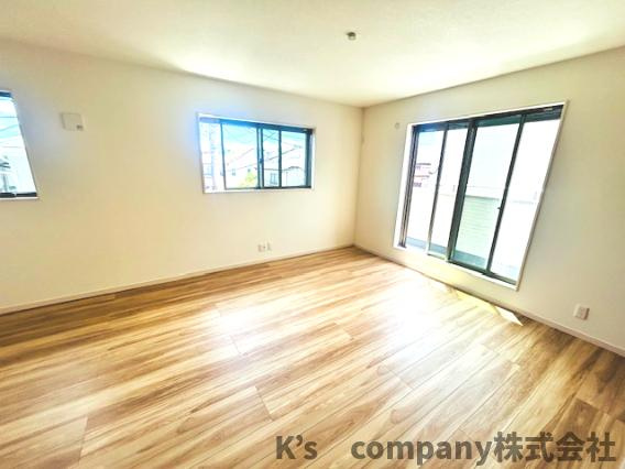 ◎茅ヶ崎市小和田１丁目　新築戸建　B号棟の居間・リビング|リビングスペース◇