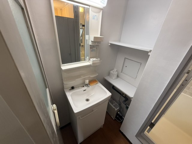 マンション桂風の独立洗面台|独立洗面台、朝の身支度には欠かせません