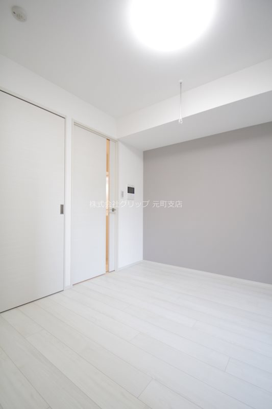 ベルシード横濱大通り公園の洋室