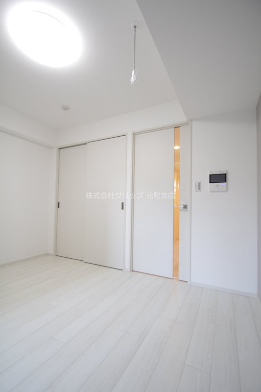 ベルシード横濱大通り公園の居間・リビング