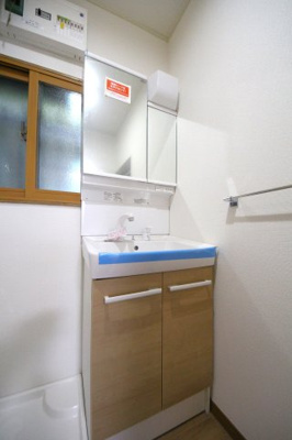 【独立洗面台】 | 新倉2丁目戸建 | 嬉しい、新設・洗面台☆