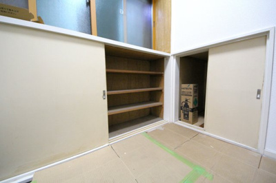 【収納】 | 新倉2丁目戸建 | シューズボックスに加えて玄関収納もあり♪