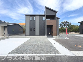 【外観】 | 現地写真。プラス不動産販売なら、現場の全ての棟をまとめてご見学頂けます。