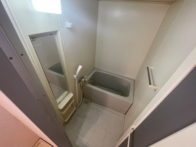 グランドール高橋の浴室