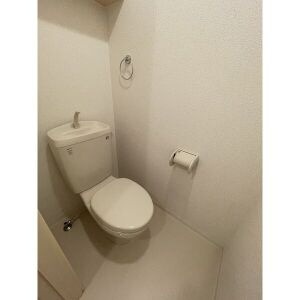 クレフラスト守山西のトイレ