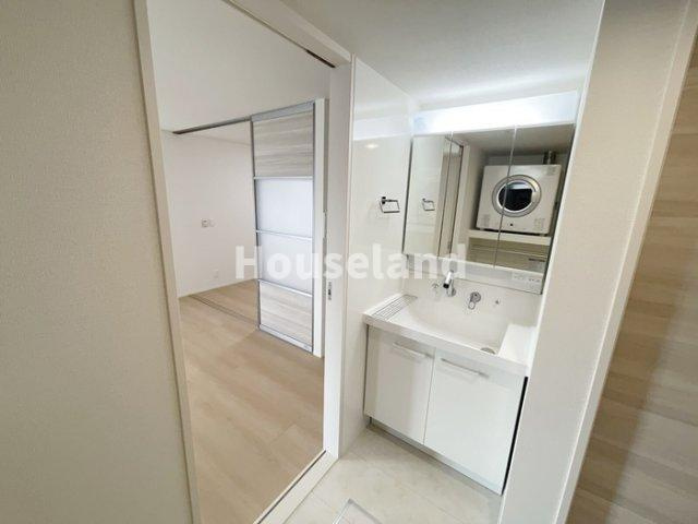 D-ROOM和歌山黒田Ⅱの洗面所