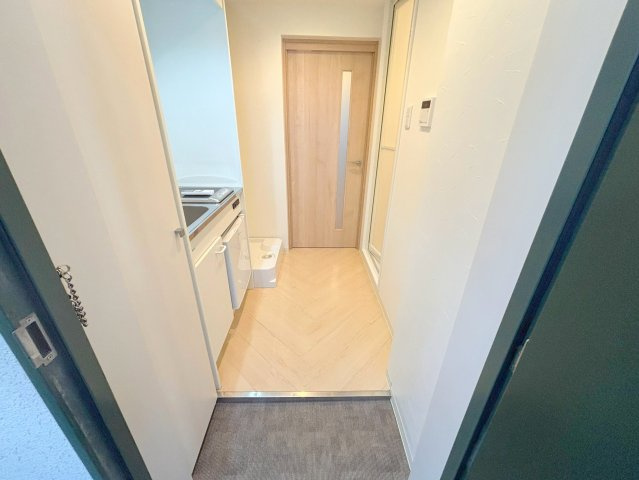 フルーレ小松の玄関