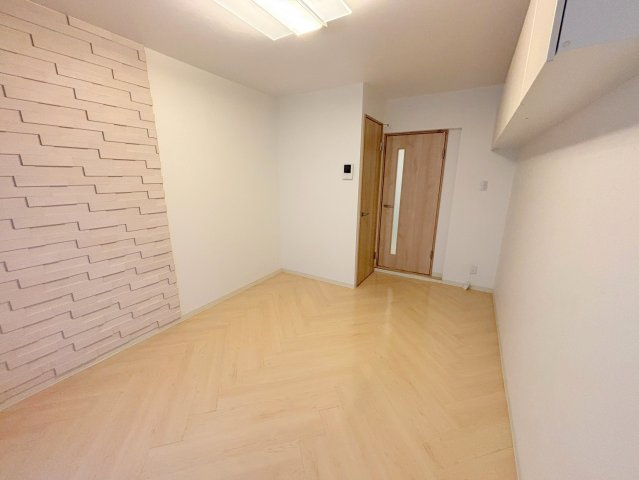 フルーレ小松の寝室