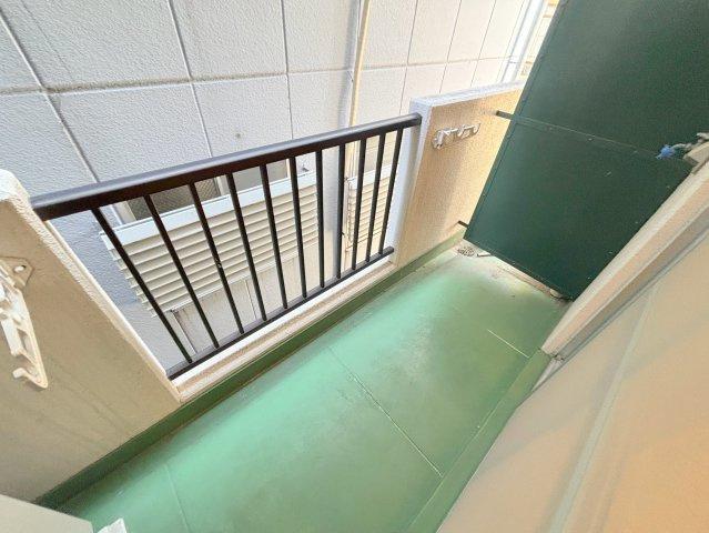 フルーレ小松のバルコニー