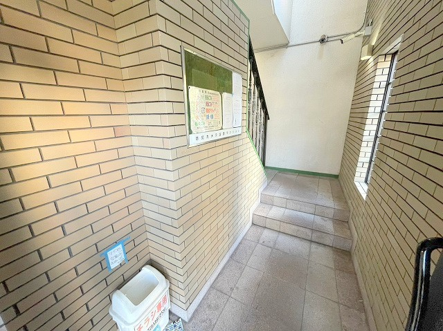 フルーレ小松のロビー