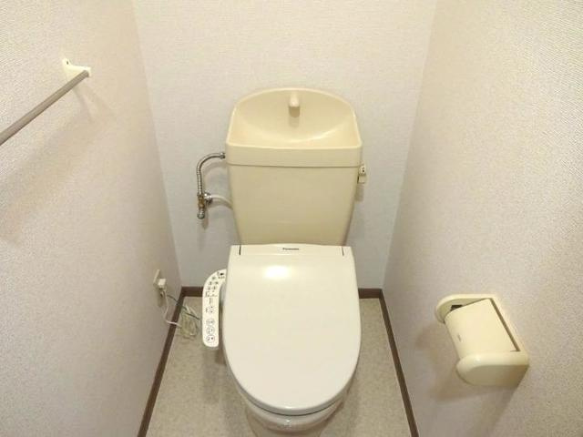 キャッスルタルイ弐番館のトイレ|トイレ