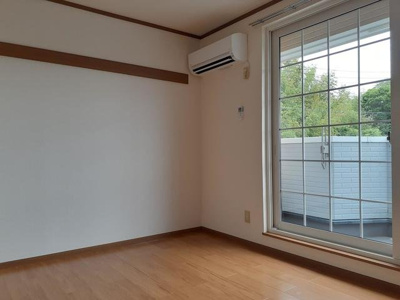 【洋室】 | クレストール真美