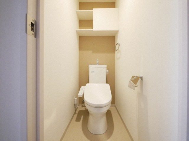 ウルバーノイリスのトイレ