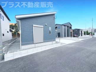 【外観】 | 現地写真。プラス不動産販売なら、現場の全ての棟をまとめてご見学頂けます。