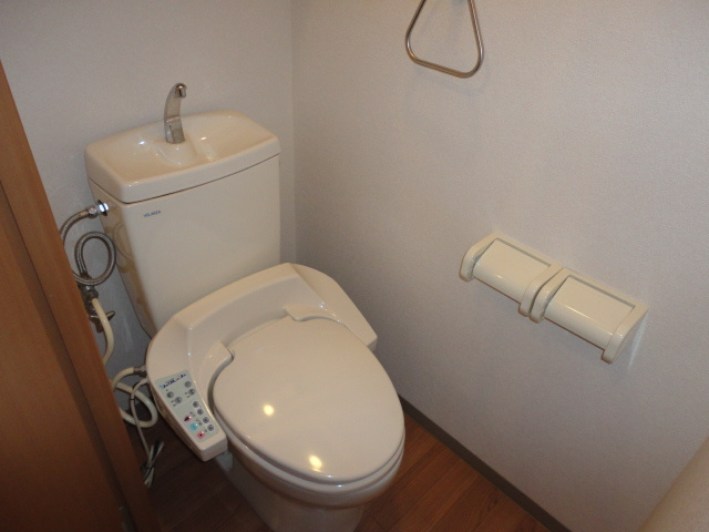 サニーサイド神立のトイレ|シャワー付トイレ