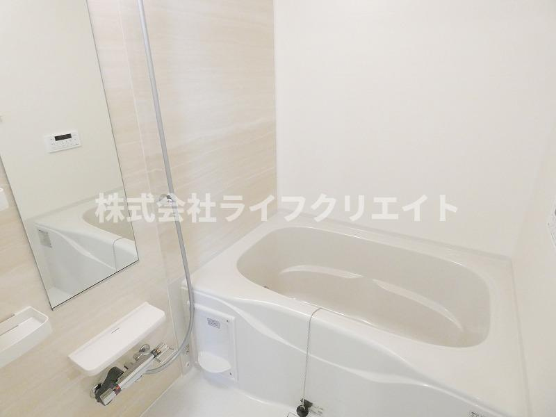 アパートメントBの浴室