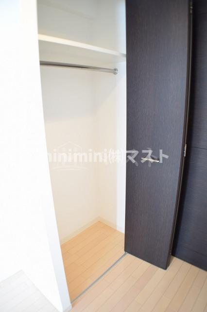 アーデンタワー西本町の収納