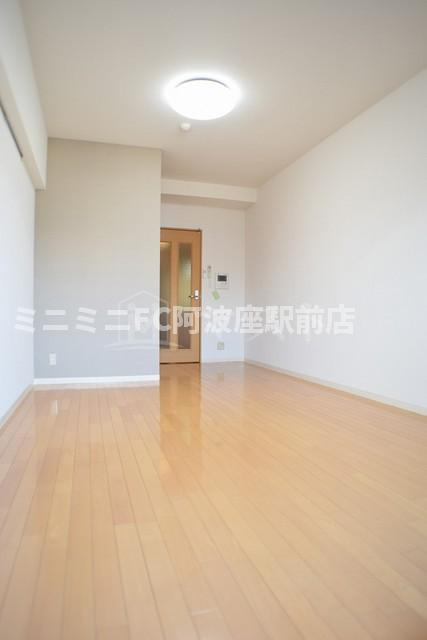 アーデンタワー靭公園の内装