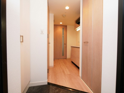 【玄関】 | プレサンス松屋町駅前 | 玄関です