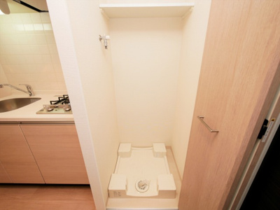 【設備】 | プレサンス松屋町駅前 | 洗濯機置き場です