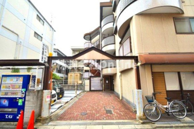 【エントランス】 | ロイヤル池田