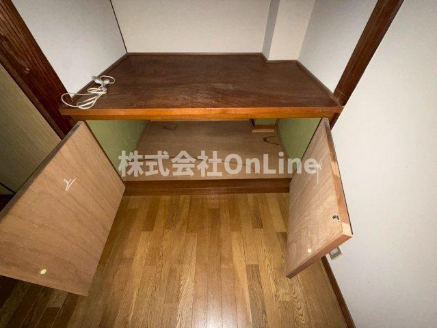 八尾市南本町2丁目戸建の収納
