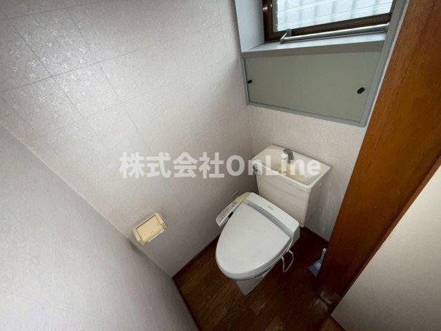 八尾市南本町2丁目戸建のトイレ