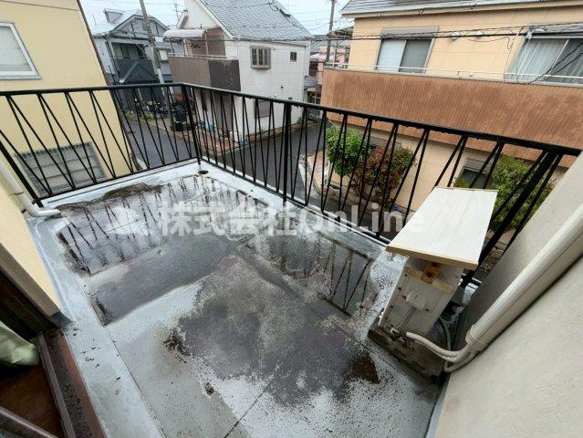 八尾市南本町2丁目戸建のバルコニー