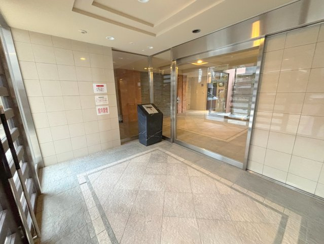 エステムコート新大阪Ⅶステーションプレミアムのロビー