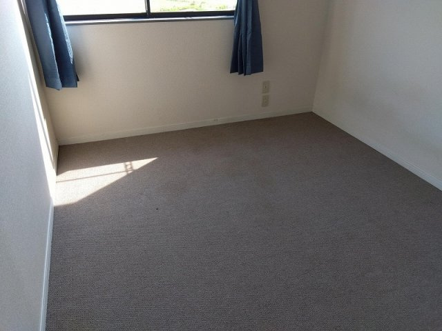 レオパレスフローラＫの寝室