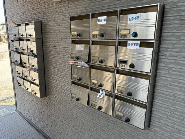 レオパレスシエル　エトワールのその他|集合ポスト