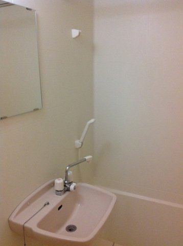 レオパレスシエル　エトワールの浴室