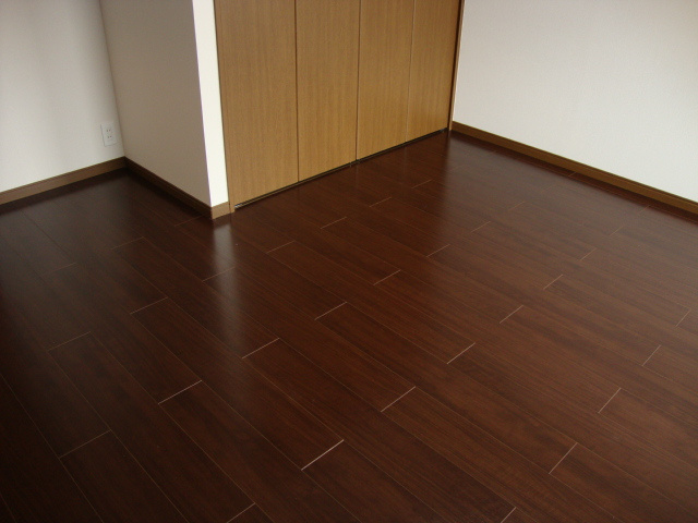 パークサイドヴィラ御里　Ｂ棟の内装|洋室