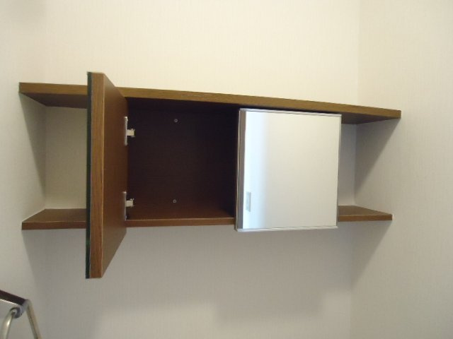 サン・グレイスヴィラの収納|トイレ収納