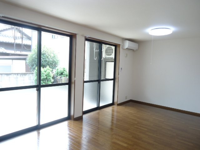 サン・グレイスヴィラの居間・リビング|リビング