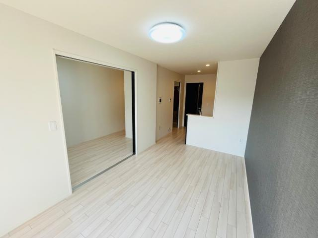 （仮）若木町新築アパートの居間・リビング|リビング（イメージ）