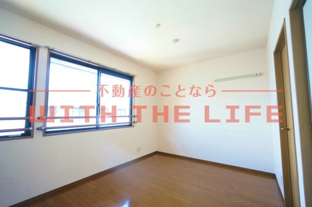 バティール西小森野【キャッシュバック対象物件】の子供部屋|子供部屋としても使い勝手の良いお部屋です